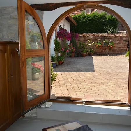 Location Alice Ottrott