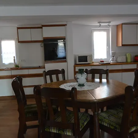 Location Alice Ottrott